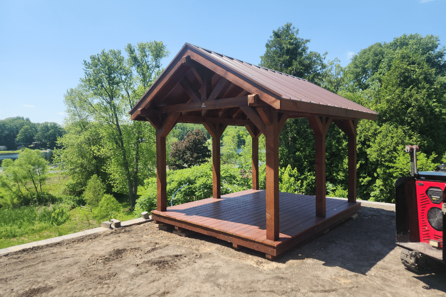 Small pavilion overlooking forest.